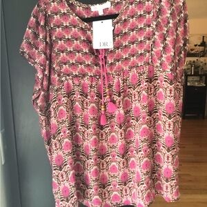 Plus  size beautiful summer top